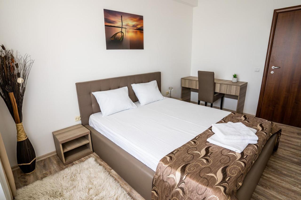 Summerland Sea-View Luxury Apartment Mamaia Exterior foto